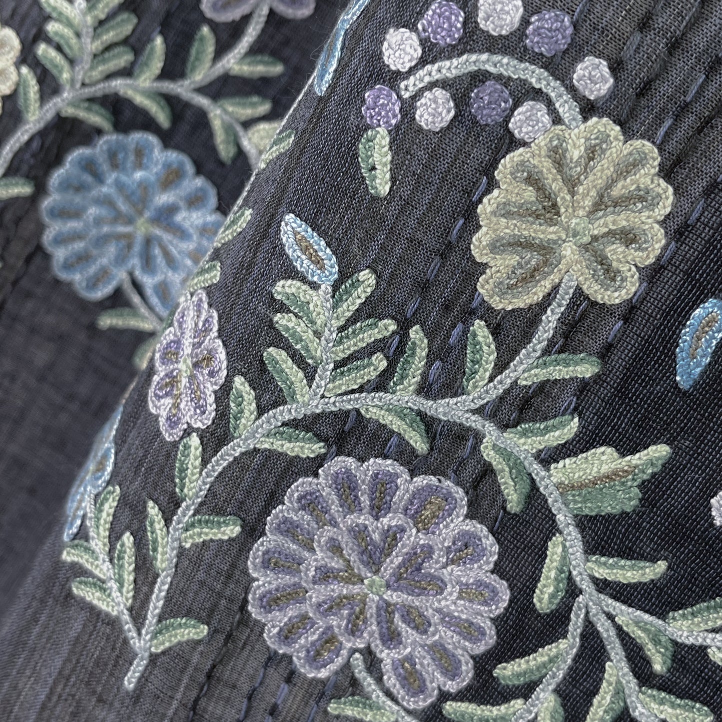 コットン アリー手刺繍ストール (ダークネイビー)