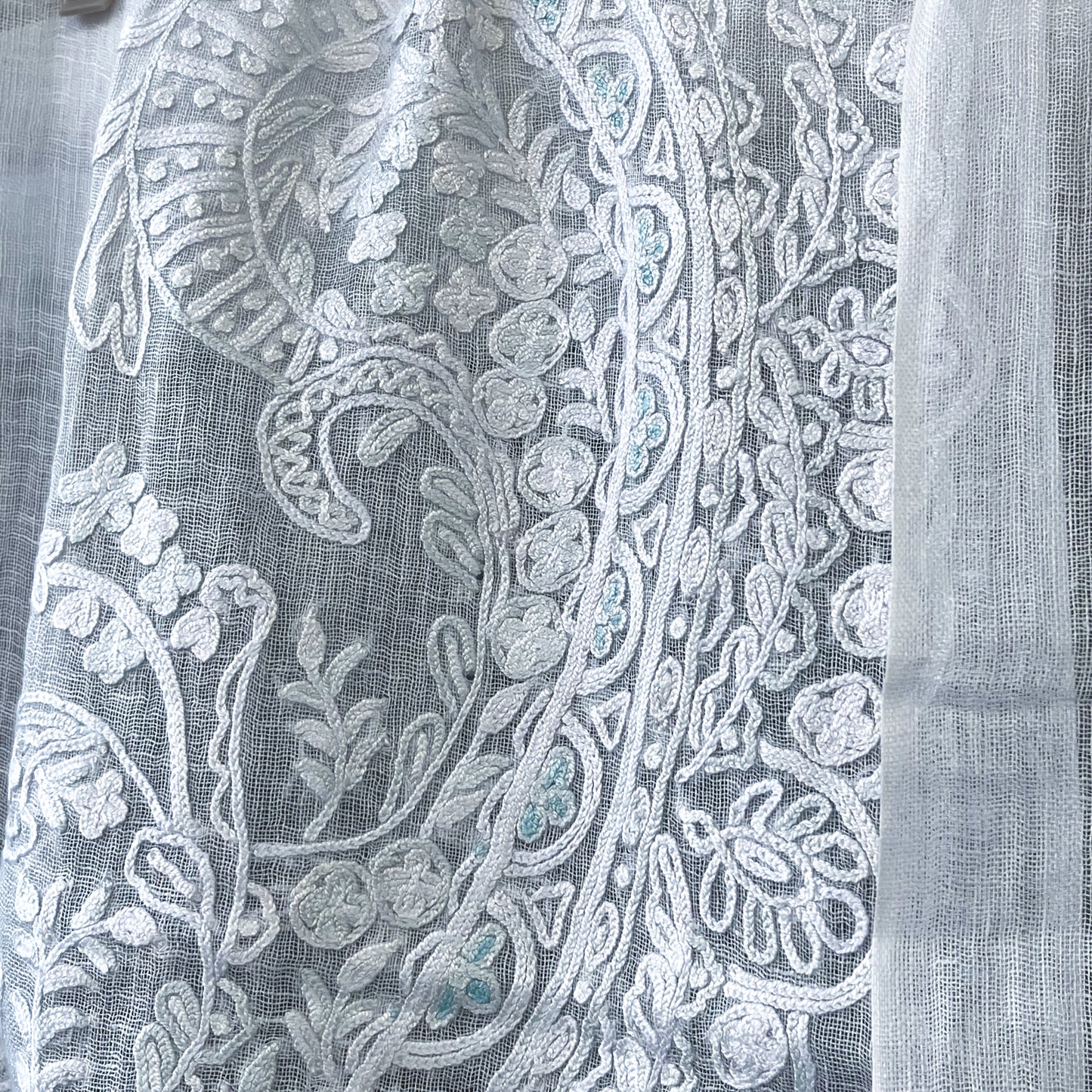 Lace 麻素材 アリー手刺繍ストール (ホワイト/ホワイト)
