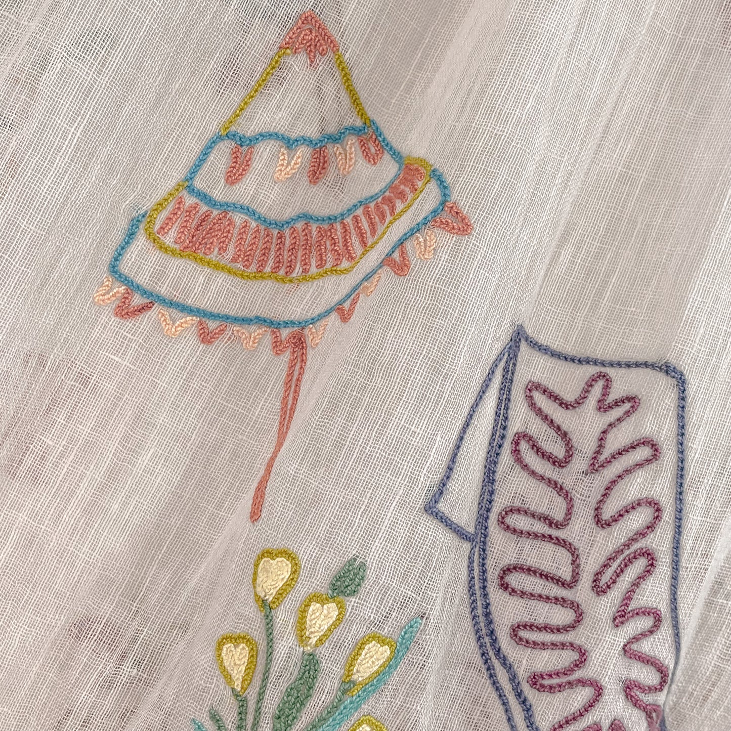 リネン アリー手刺繍ストール (ライトピンクベージュ)