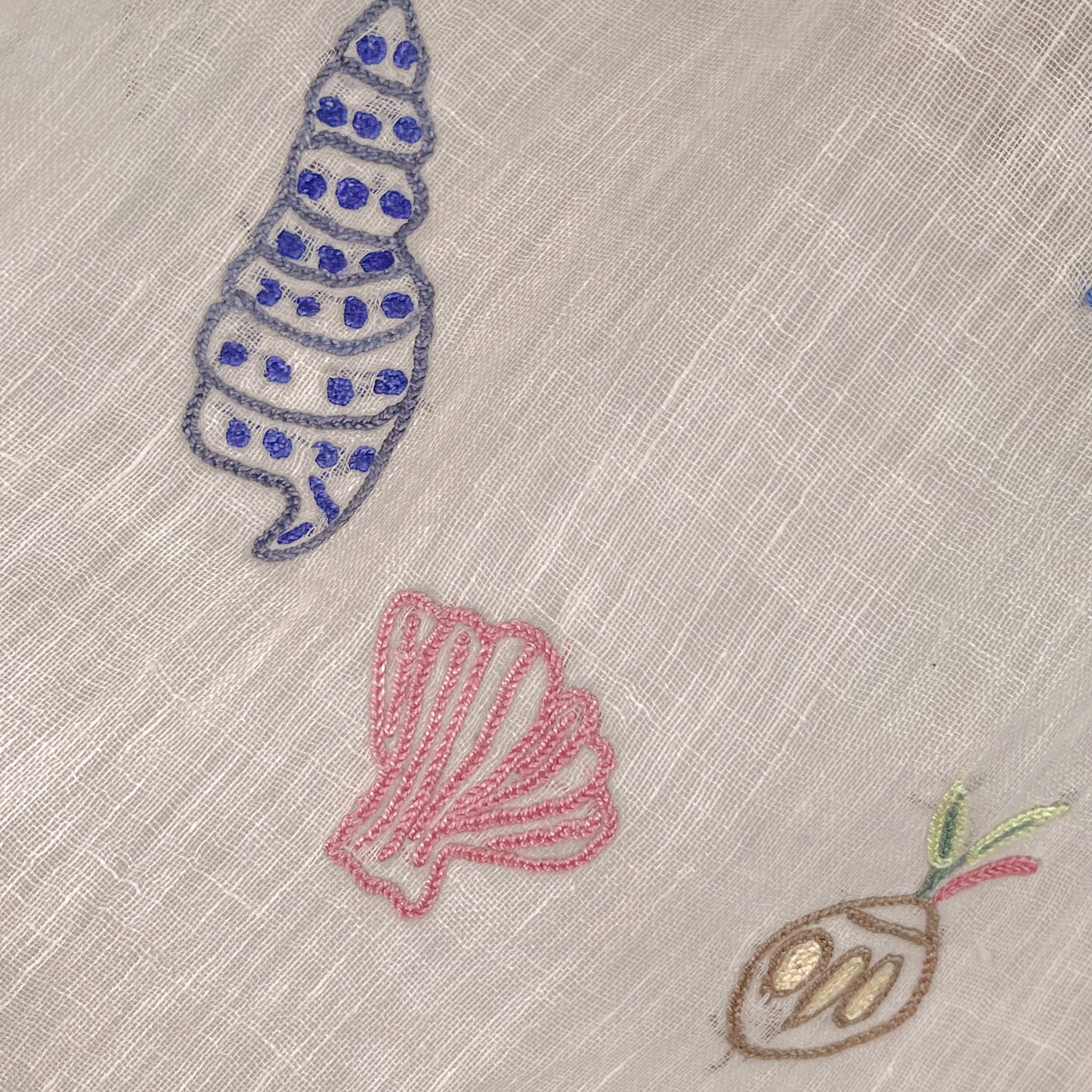 リネン アリー手刺繍ストール (ライトピンクベージュ)