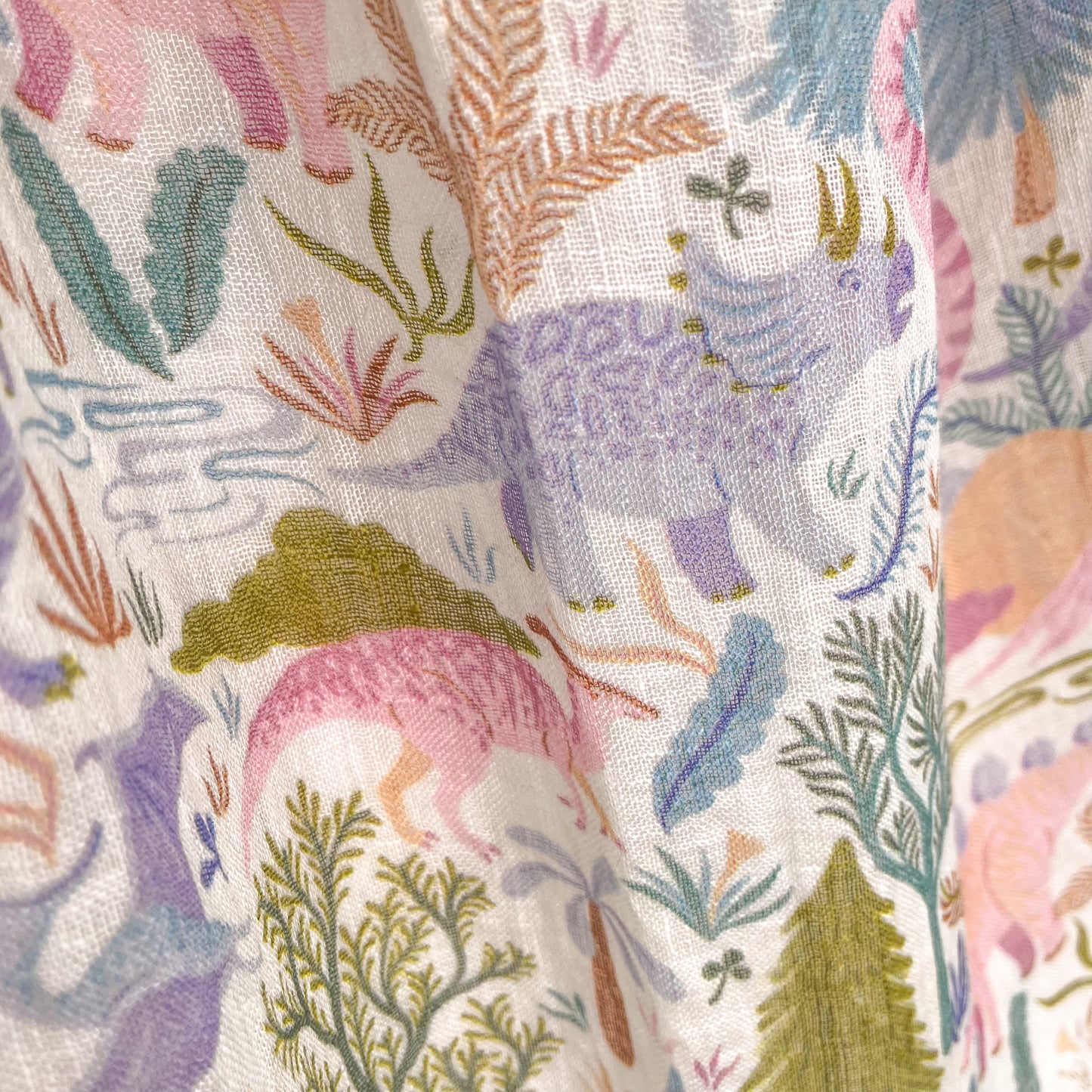 Dinosaur linen original print stole (light pink)