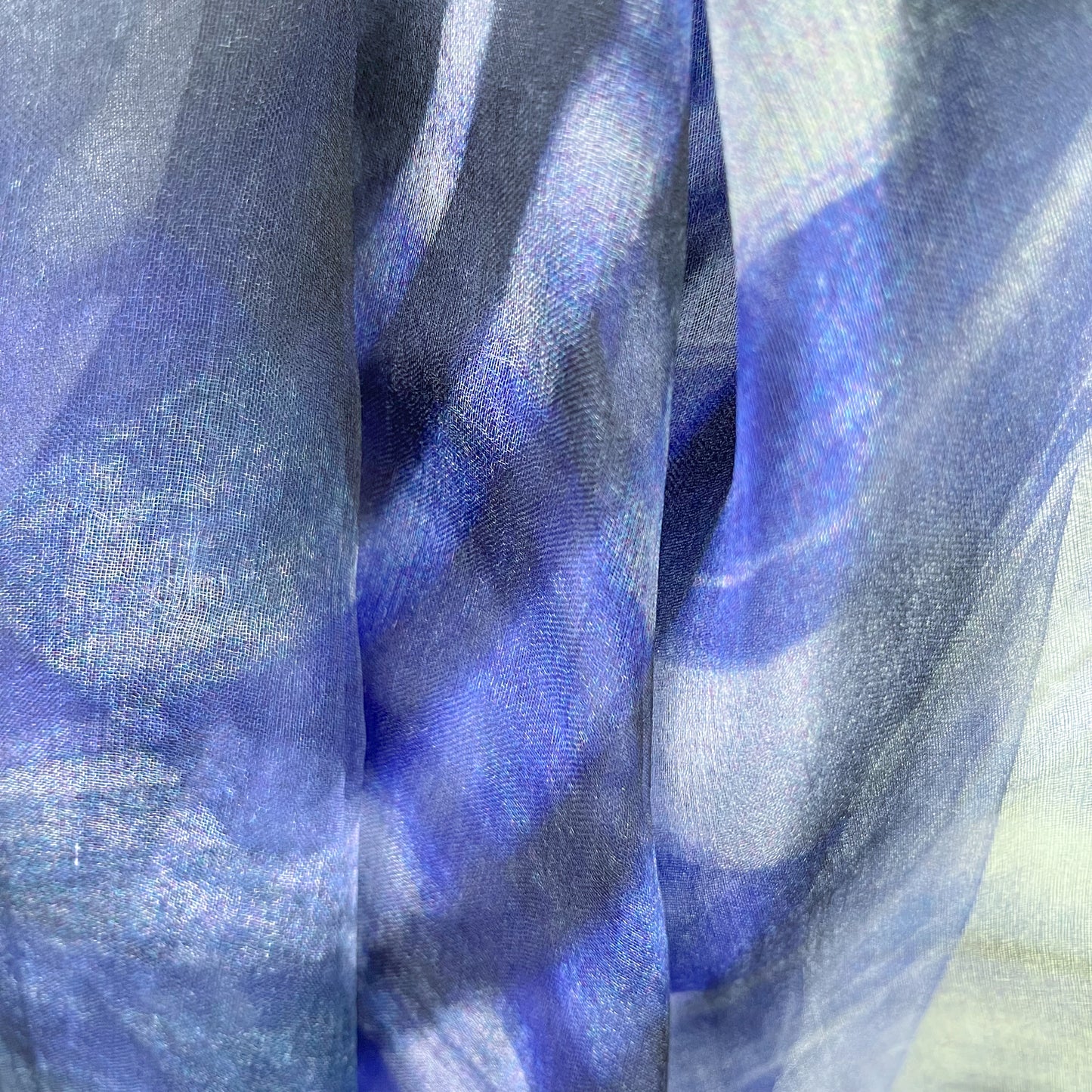 Japanese-made double silk print double silk organza print stole (navy)
