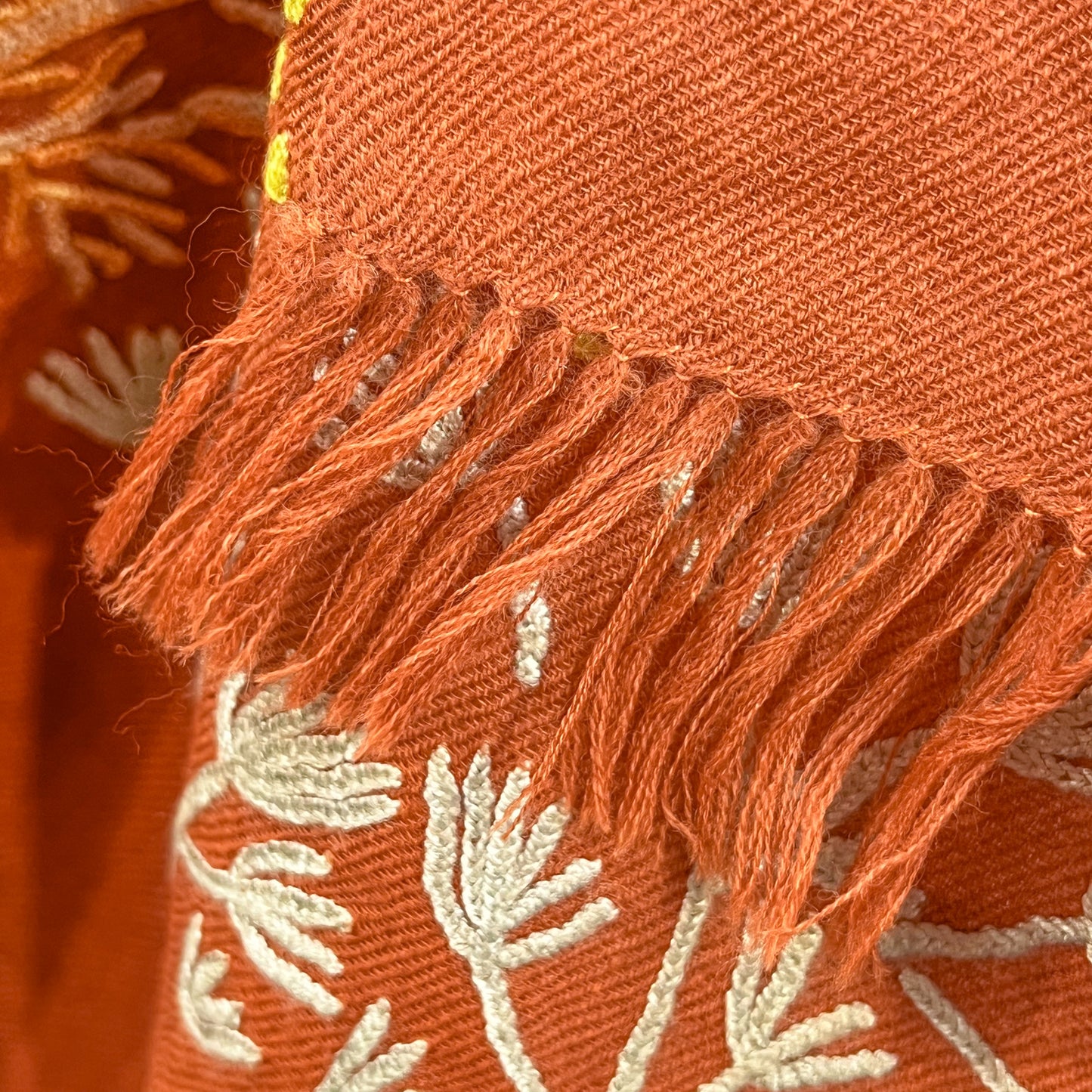 TREE ウール アリー手刺繍ストール (オレンジ)