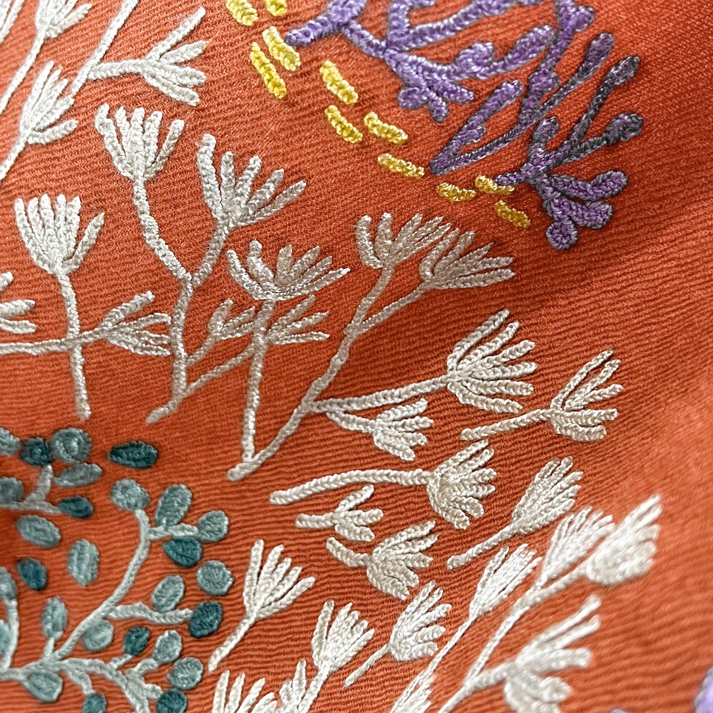 TREE ウール アリー手刺繍ストール (オレンジ)