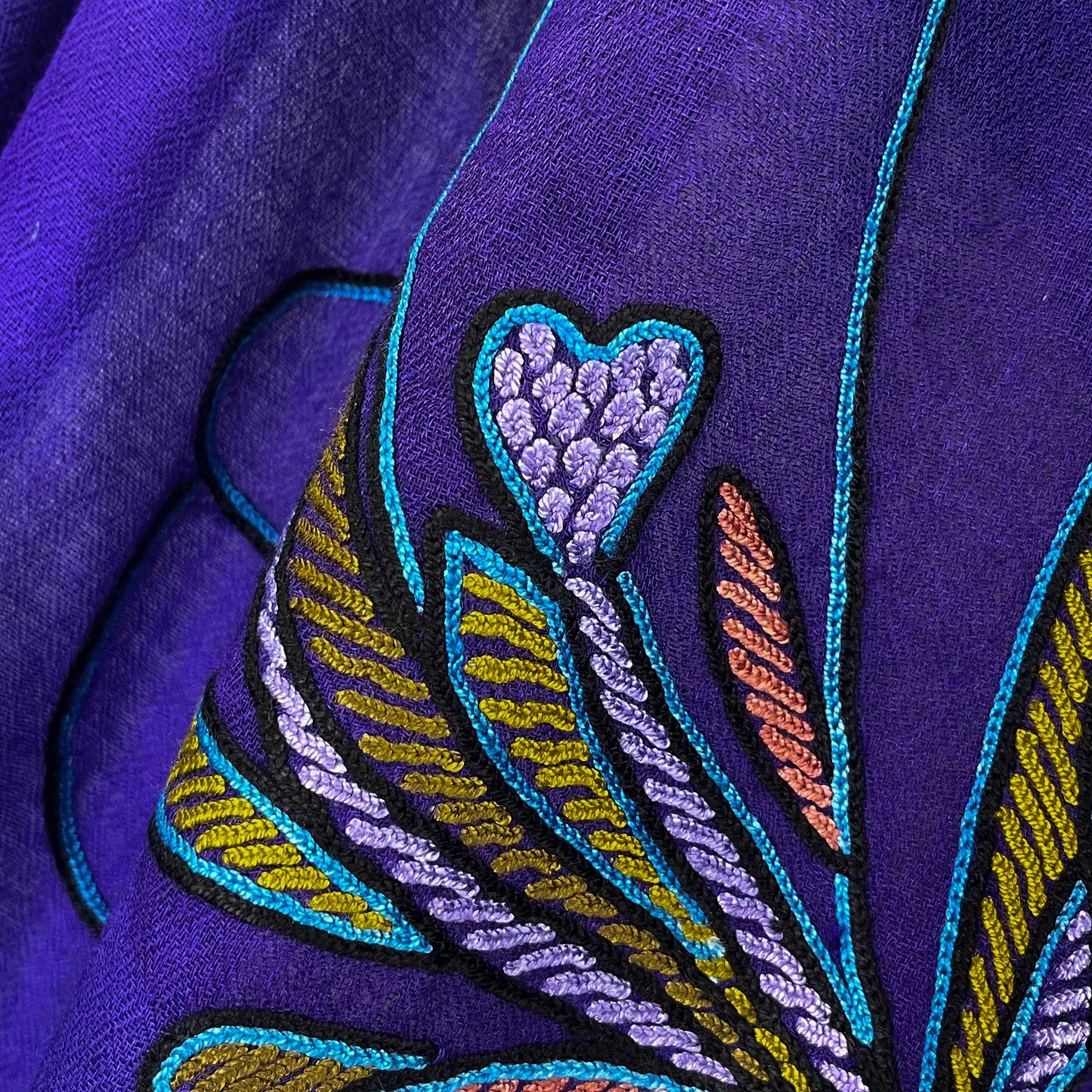 Graphic Flower スーパーファインウール&シルク アリー手刺繍ストール(ロイヤルブルー)