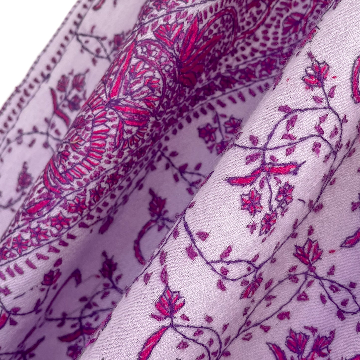 【期間限定スペシャル価格】ウール ニードル手刺繍ストール (ライトパープル)
