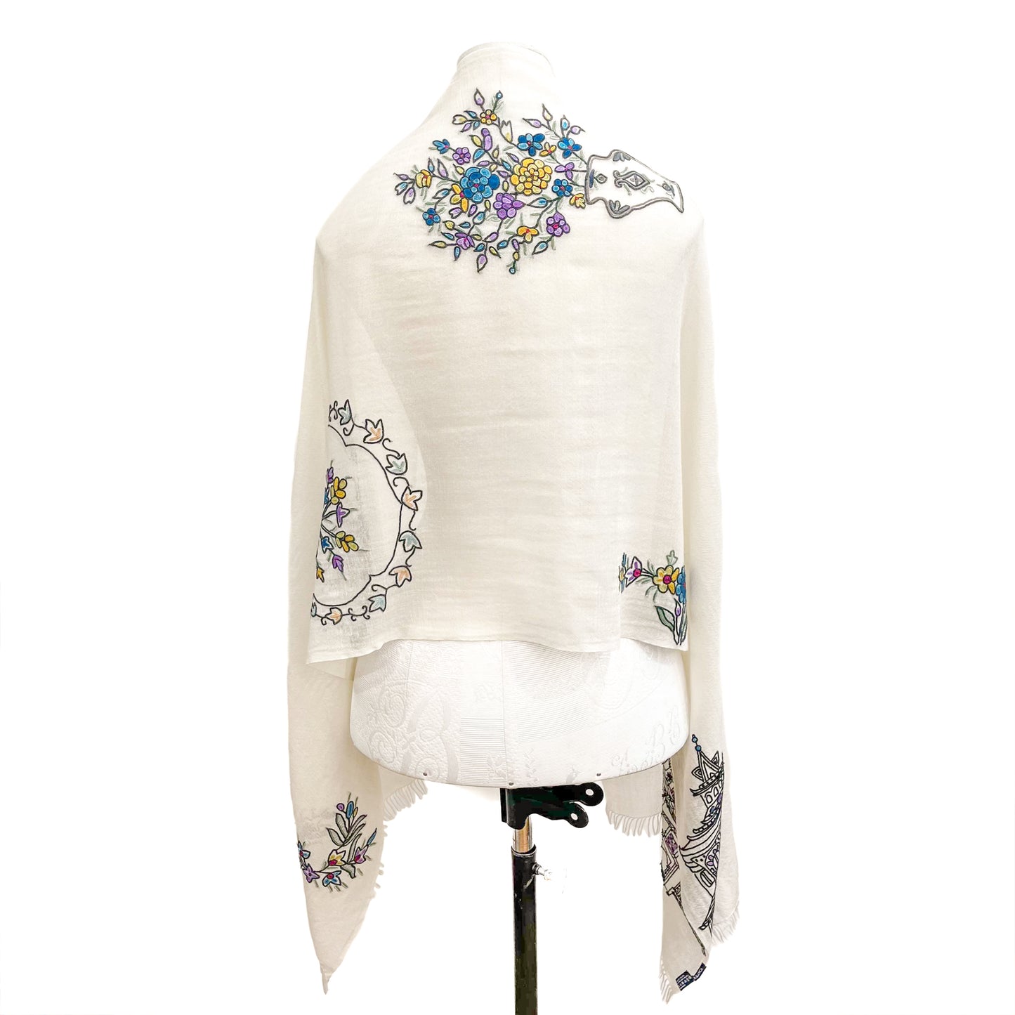 Lightweight wool and silk Allie hand-embroidered stole (white)