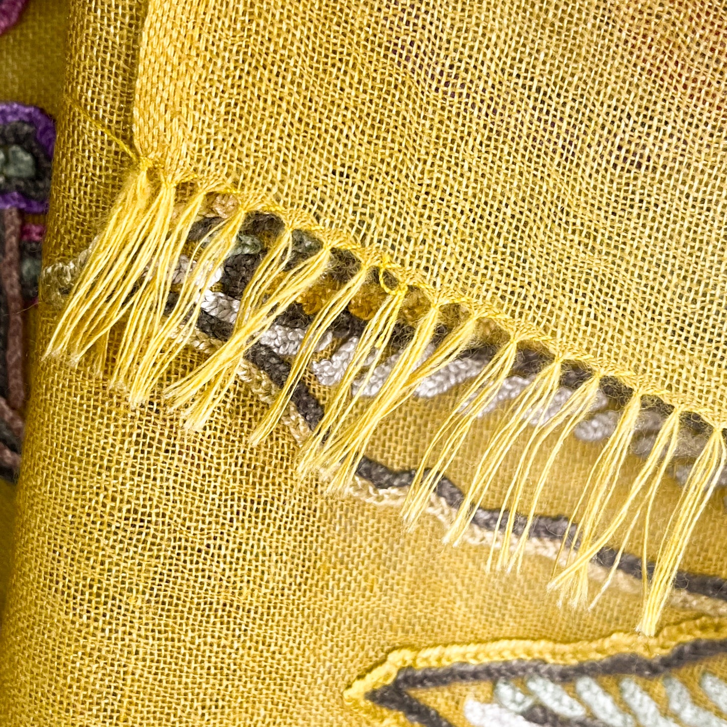 FLOWER POT ウール&シルク アリー手刺繍ストール (ダークイエロー)