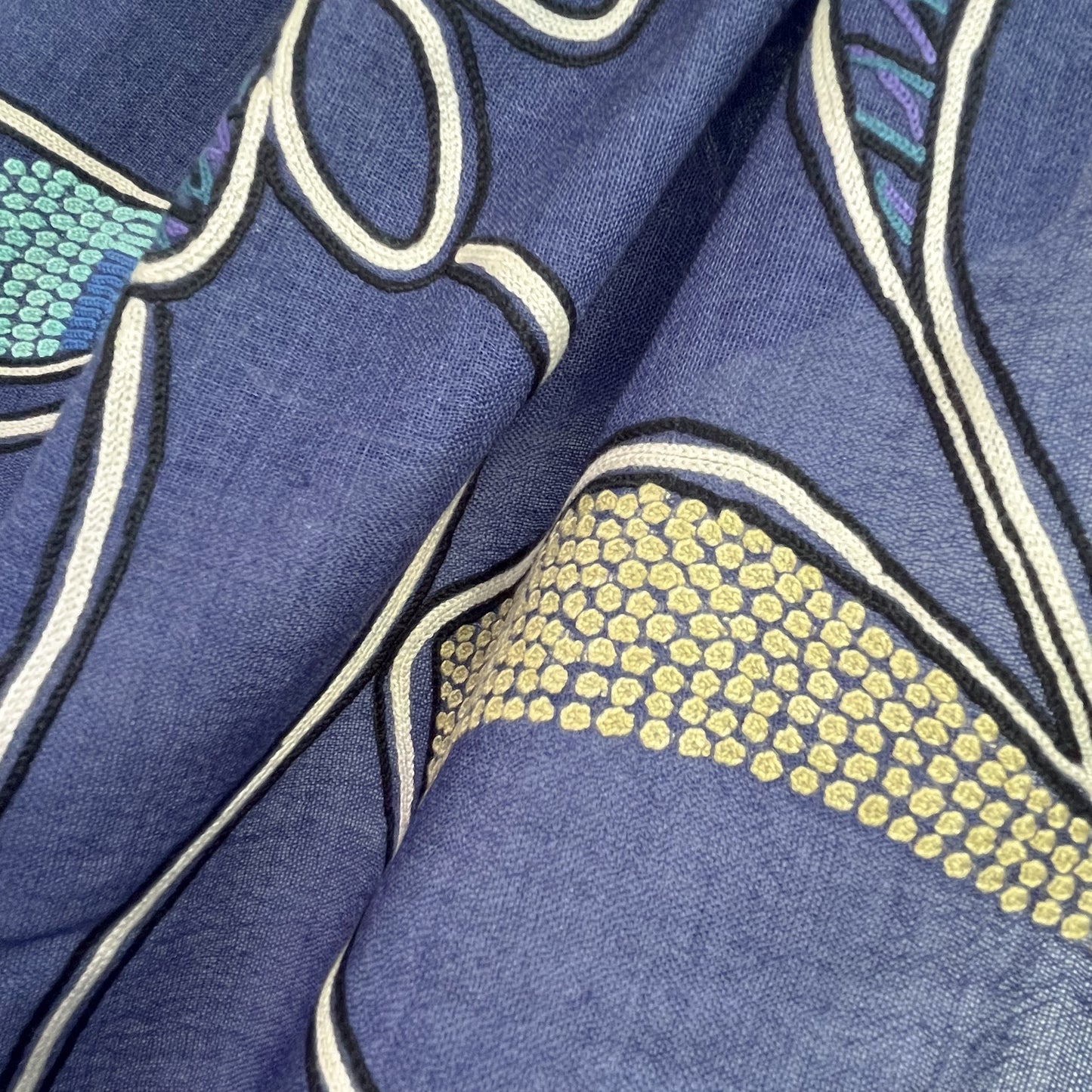 Abstract 薄手ウール&シルク アリー手刺繍ストール (ネイビー)
