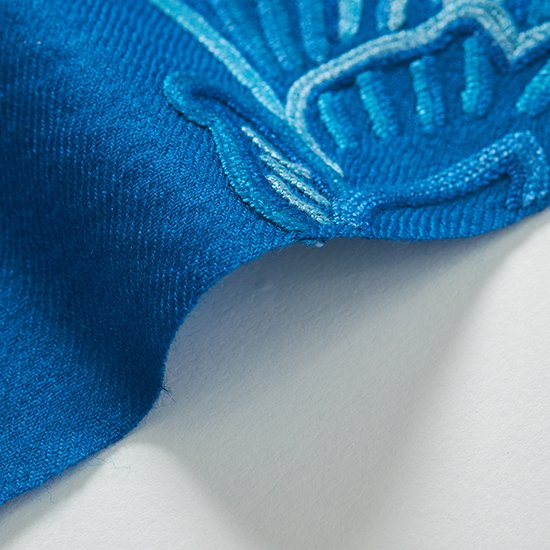 SMALL WILD FLOWER 細幅 ウール アリー手刺繍ストール (ターコイズ)