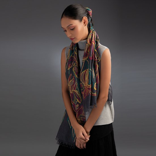 Graphic Flowers Lightweight Wool & Silk Allie Hand Embroidered Stole (Dark Grey)