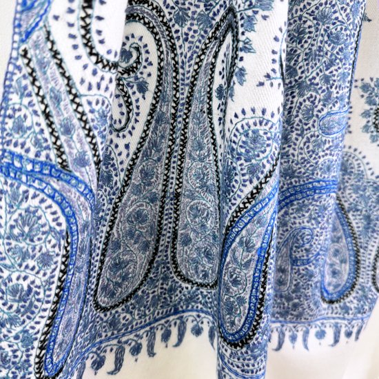 ウール ニードル手刺繍ストール (ホワイト/ブルー)
