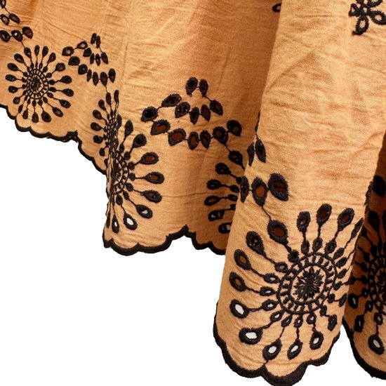Cutwork &amp; Machine Embroidery Gathered Skirt (Camel) G-V0008SK_0154