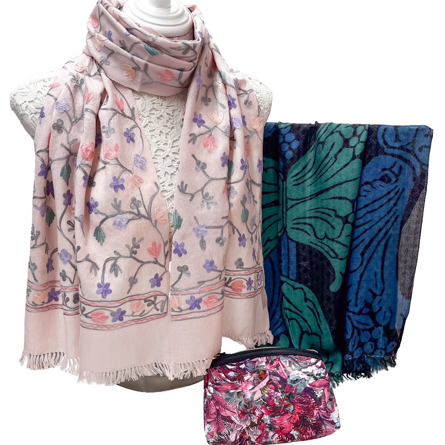 2026HappyBag 1万円 ＜マシン刺繍ストール1点+シルクモダールストール1点+マルチポーチ1点セット＞数量限定！