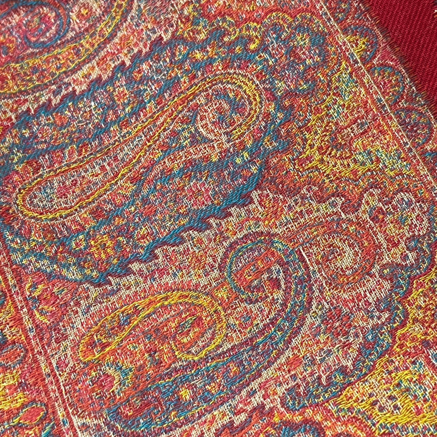 2026HappyBag 10万円 ＜ウールニードル手刺繍ストール1点+大判ウールジャガード織ストール1点+細幅マシン刺繍 ストール 1点セット＞1点限定！