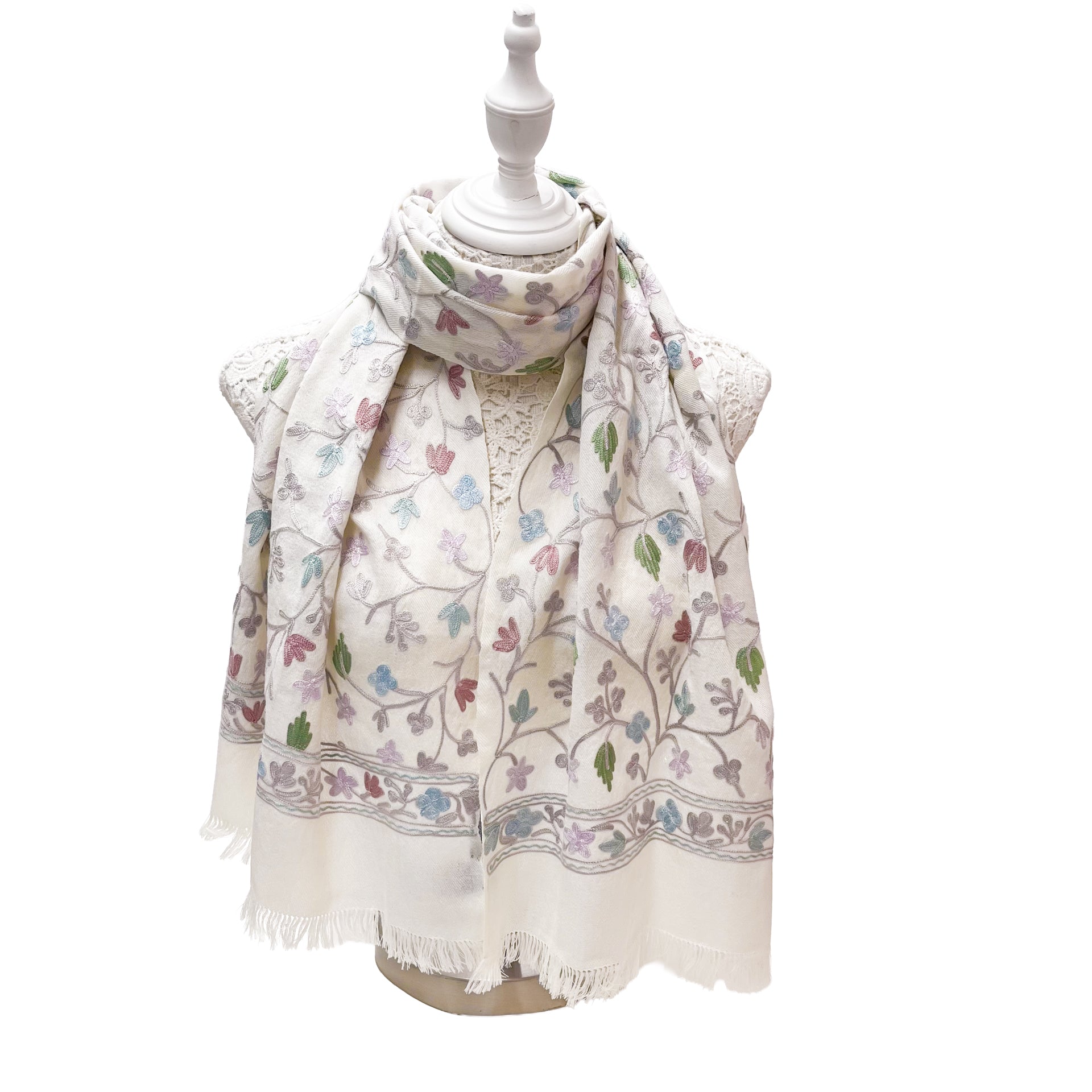 2026HappyBag 3万円 ＜ニードル手刺繍ストール1点+ウール毛糸手刺繍