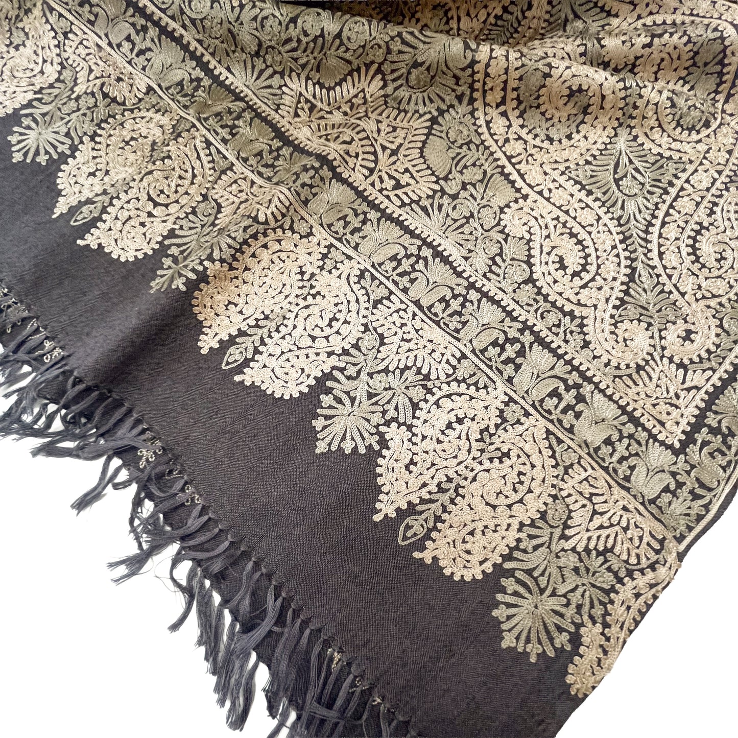 2026HappyBag 5万円＜ウール アリー手刺繍ストール1点+細幅マシン刺繍ストール1点+ウール毛糸手刺繍ストール1点+アリー手刺繍 ショルダーバッグ1点セット＞1点限定！