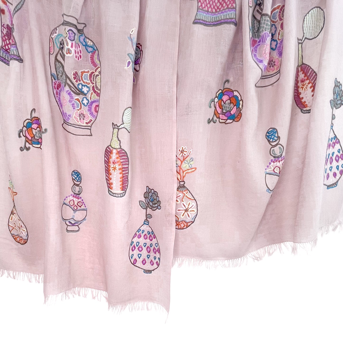 薄手ウールシルク アリー手刺繍ストール (ライトピンク)