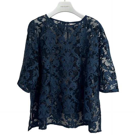 [Free Shipping] One-size-fits-all cotton silk machine embroidered tunic blouse (gray)