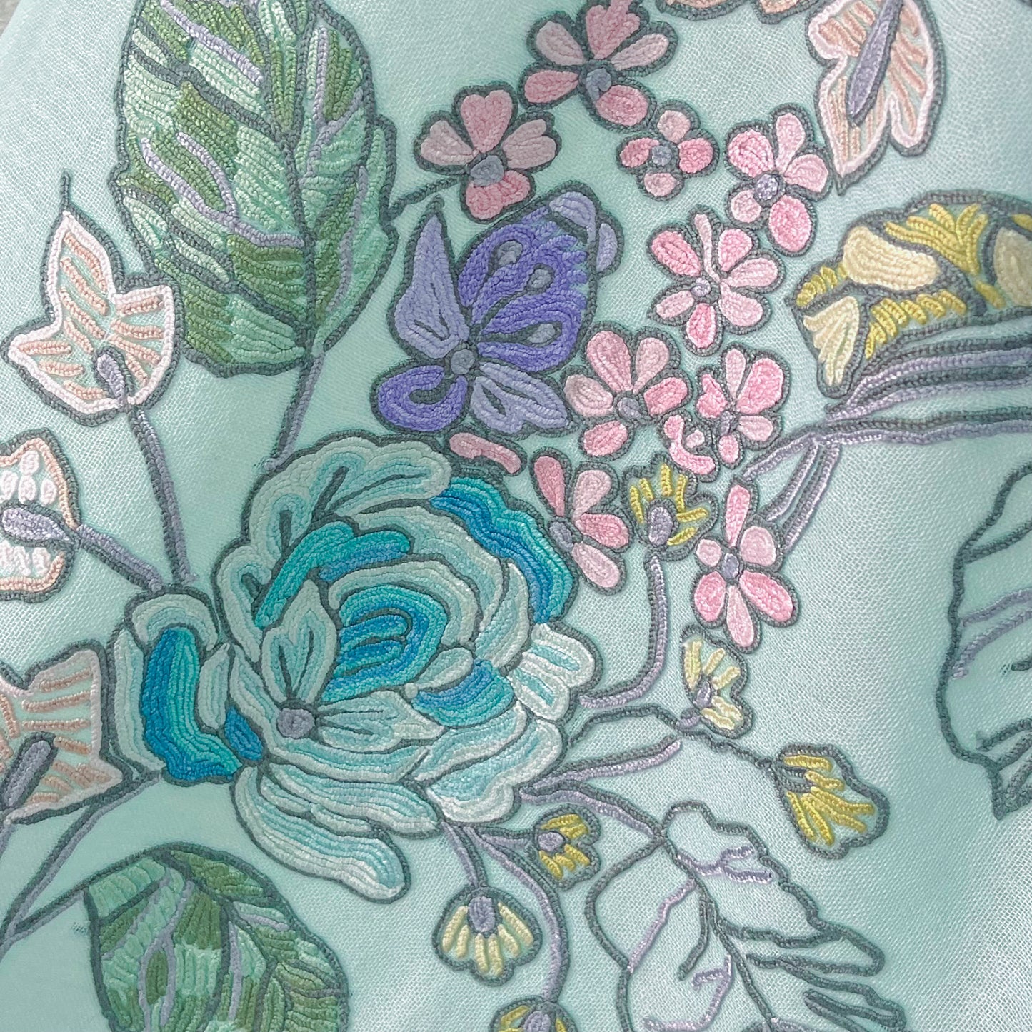 [Free Shipping] Wool &amp; Silk Ali Hand Embroidered Stole 60cm x 200cm (White/Light Turquoise)