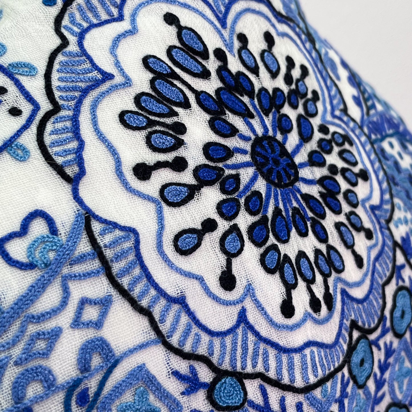Lightweight wool and silk Allie hand-embroidered stole (navy)