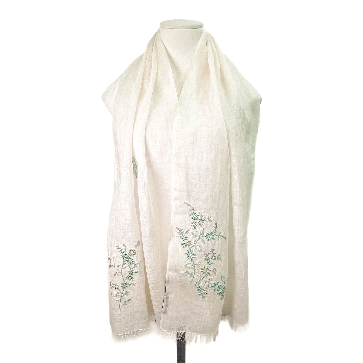 Linen hand-embroidered stole (light green)