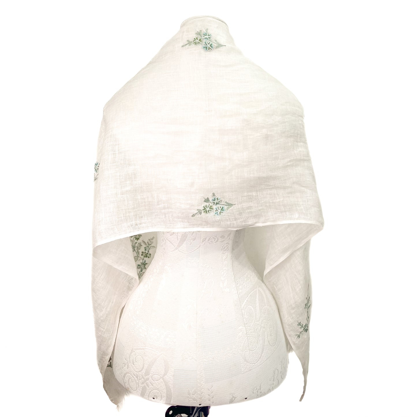 Linen hand-embroidered stole (light green)
