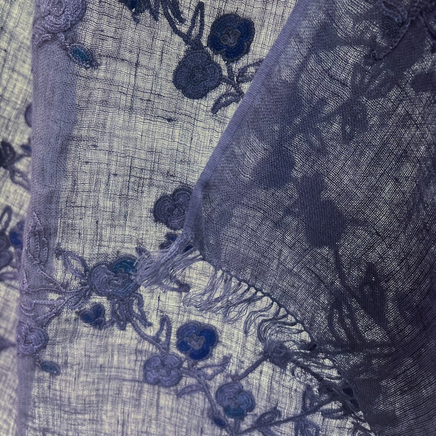 [Free Shipping] Colorful Flower Linen Hand Embroidered Stole 60cm x 195cm (Light Blue)