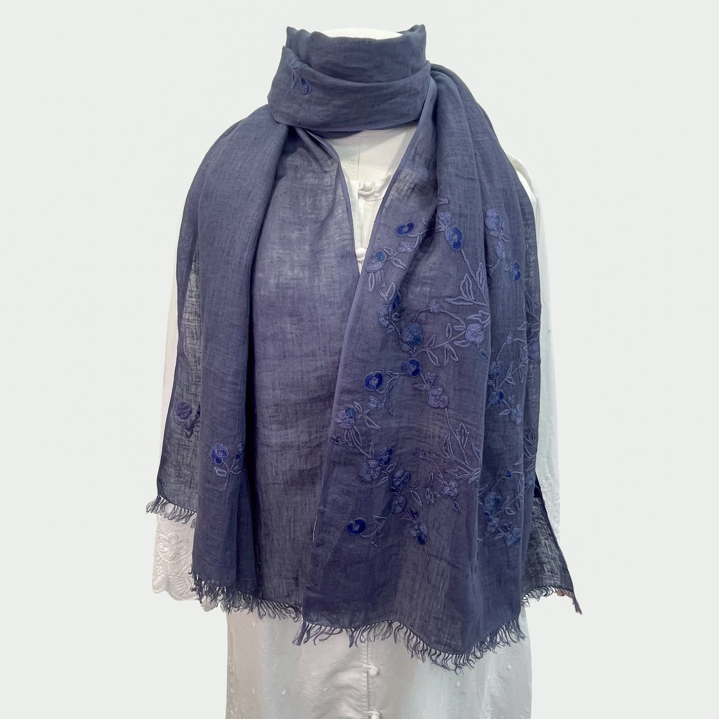 [Free Shipping] Colorful Flower Linen Hand Embroidered Stole 60cm x 195cm (Light Blue)