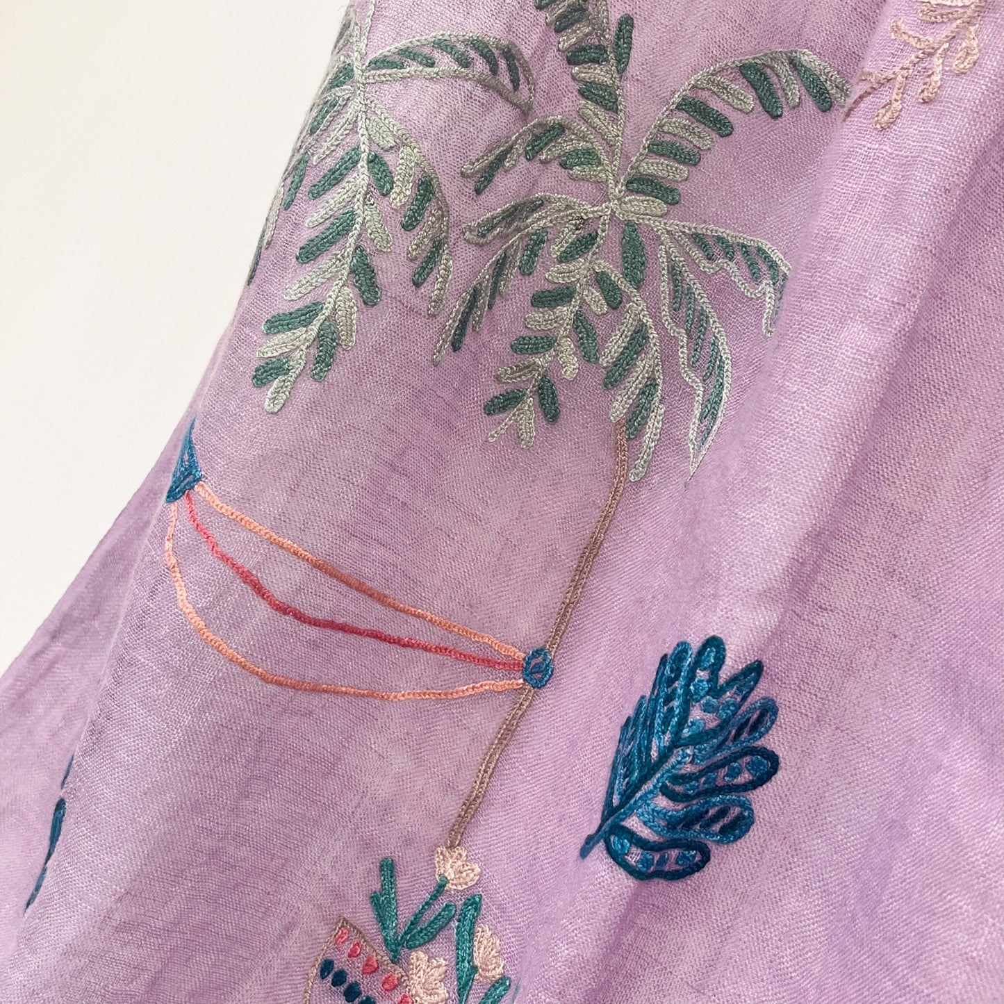 リネン アリー手刺繍ストール (ライトパープル)