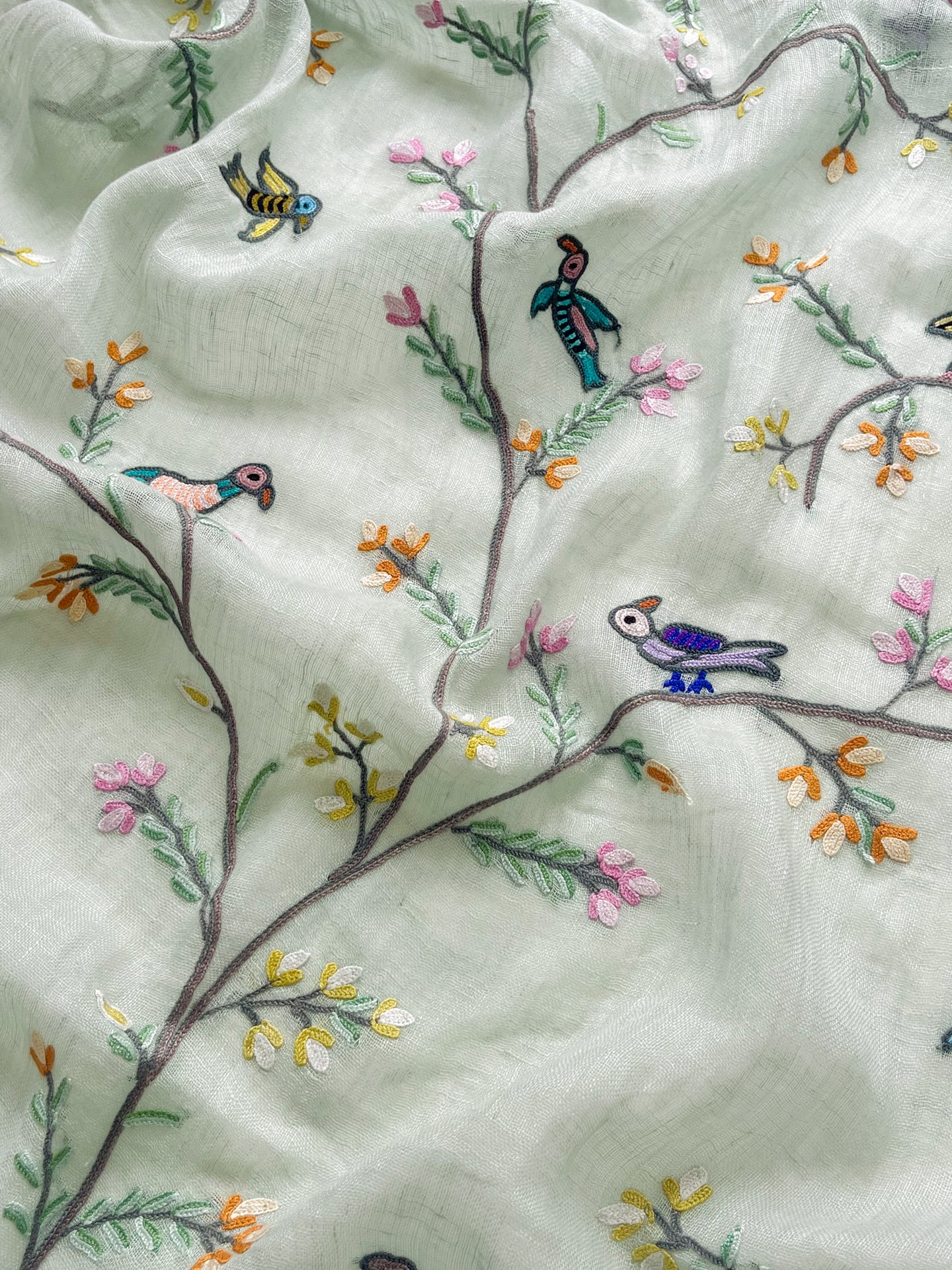 Tree of Life 麻素材 アリー手刺繍ストール (ライトグリーン)
