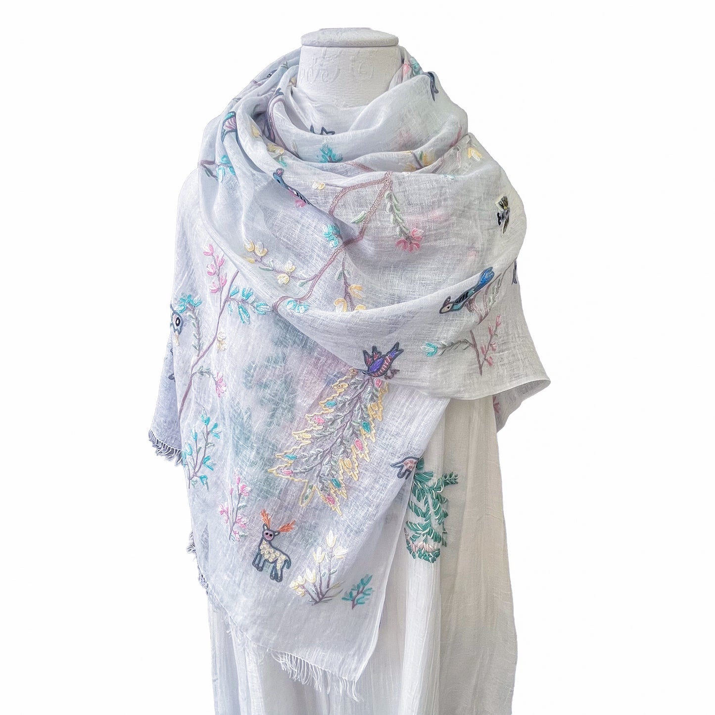 Tree of Life Thin Wool and Silk Ali Hand-Embroidered Stole (White)