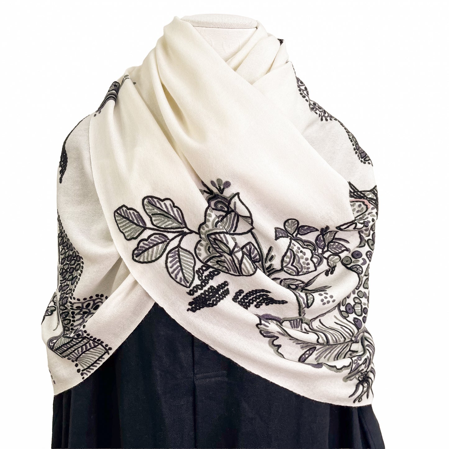 ウール アリー手刺繍ストール (ホワイト/ブラック)