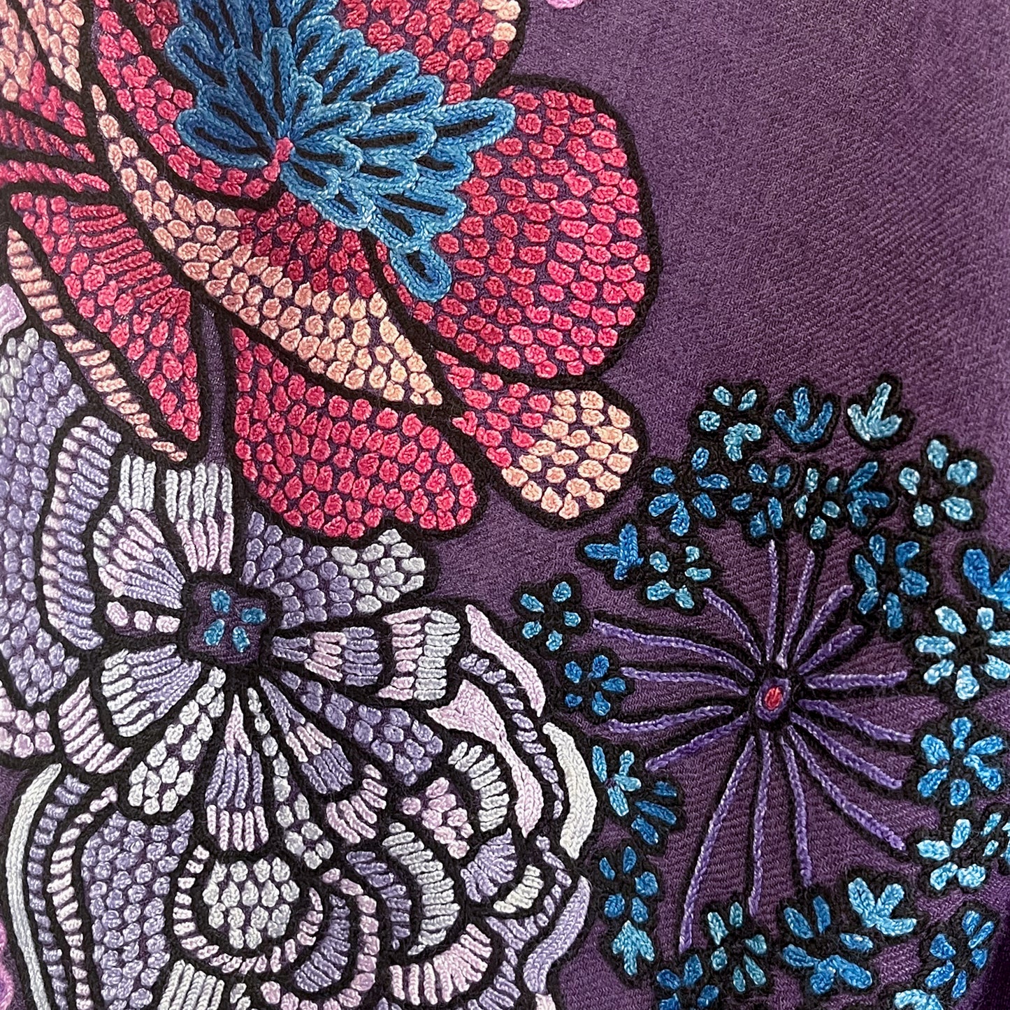 FLOWER MERRY GO ROUND ウール アリー手刺繍ストール (ダークパープル)