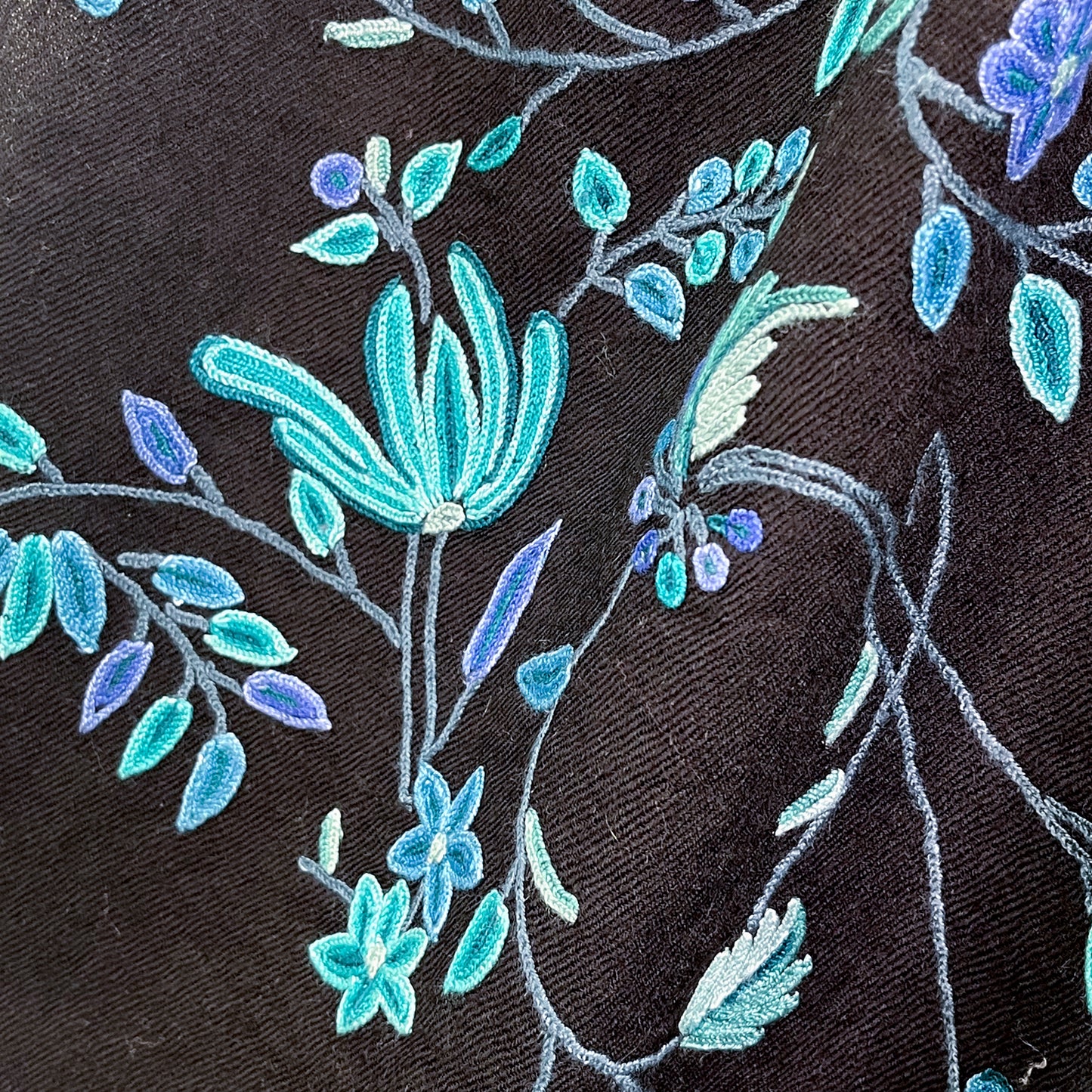 Wool Arly Hand Embroidered Stole (White/Light Green)