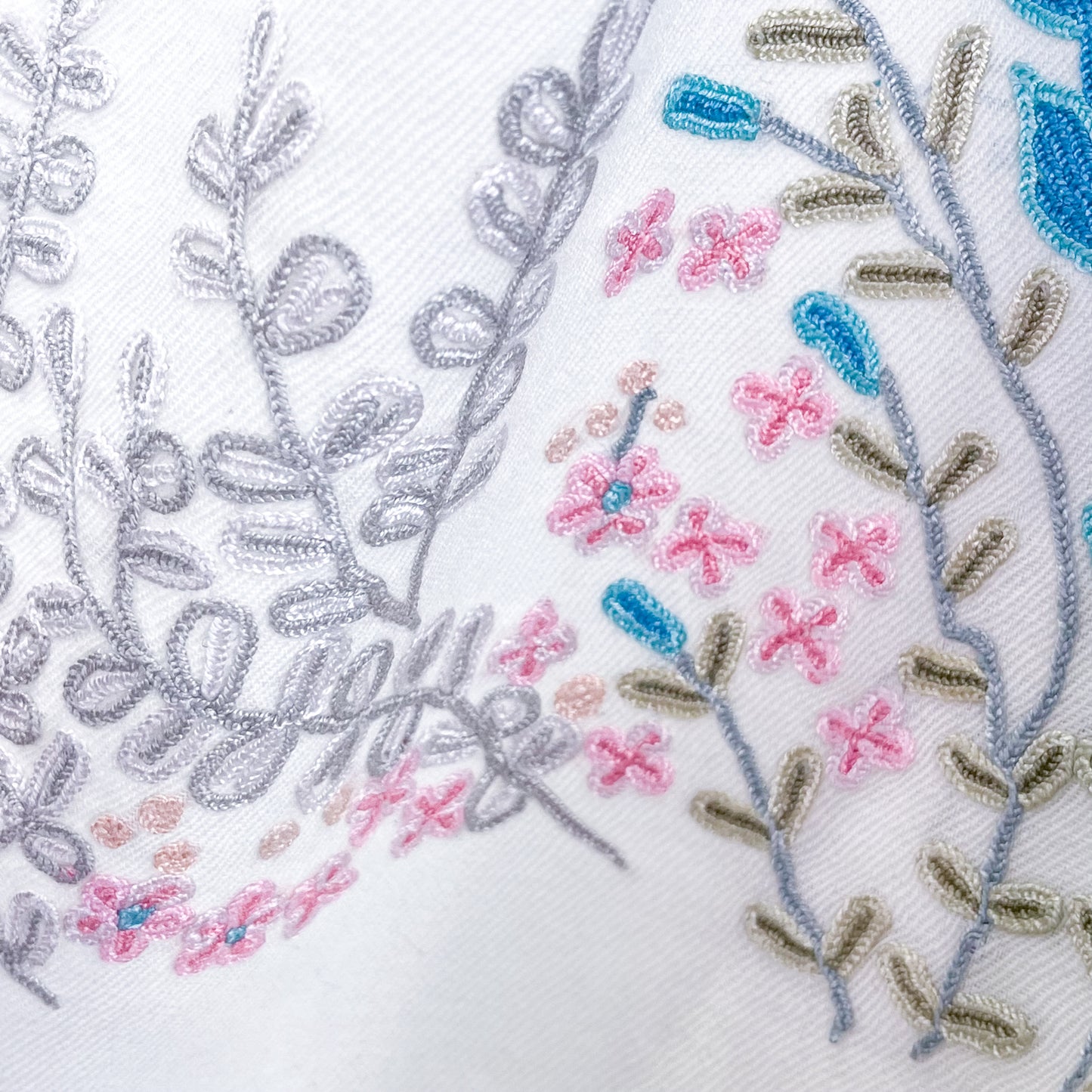 Flower motif thin wool &amp; silk Allie hand embroidered stole 60cm x 185cm (dark purple) S-WTA8002_0123