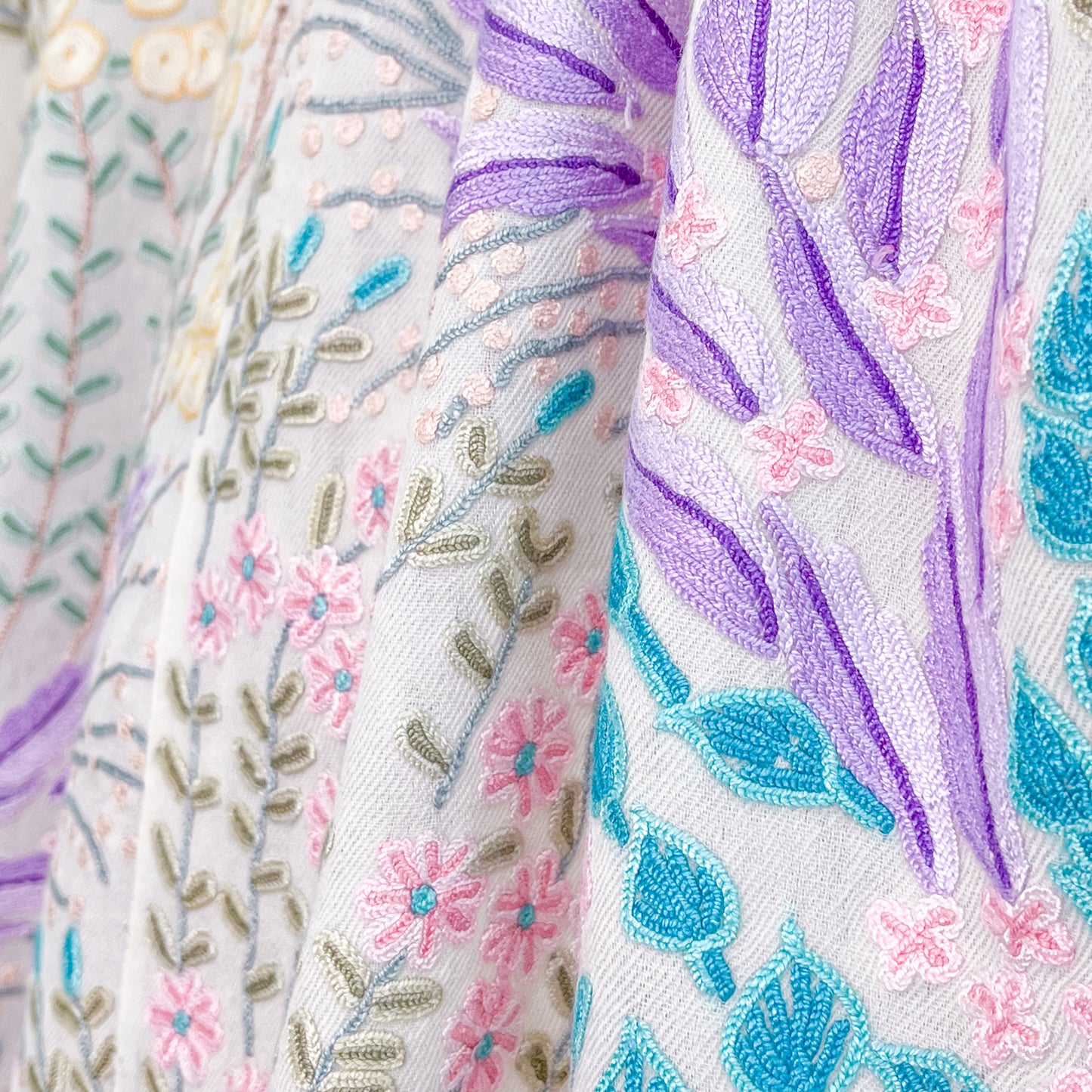 Flower motif thin wool &amp; silk Allie hand embroidered stole 60cm x 185cm (dark purple) S-WTA8002_0123