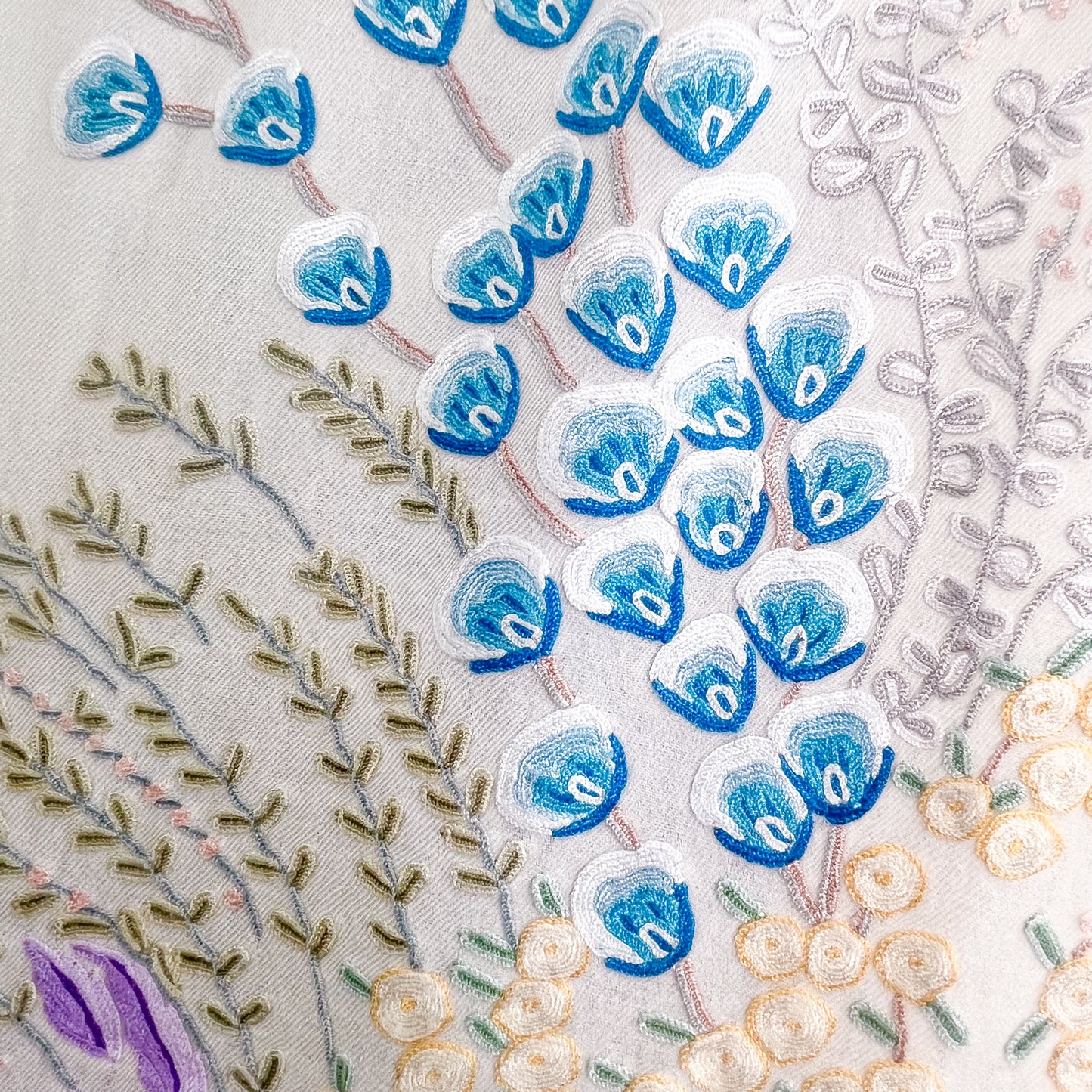 Flower motif thin wool &amp; silk Allie hand embroidered stole 60cm x 185cm (dark purple) S-WTA8002_0123