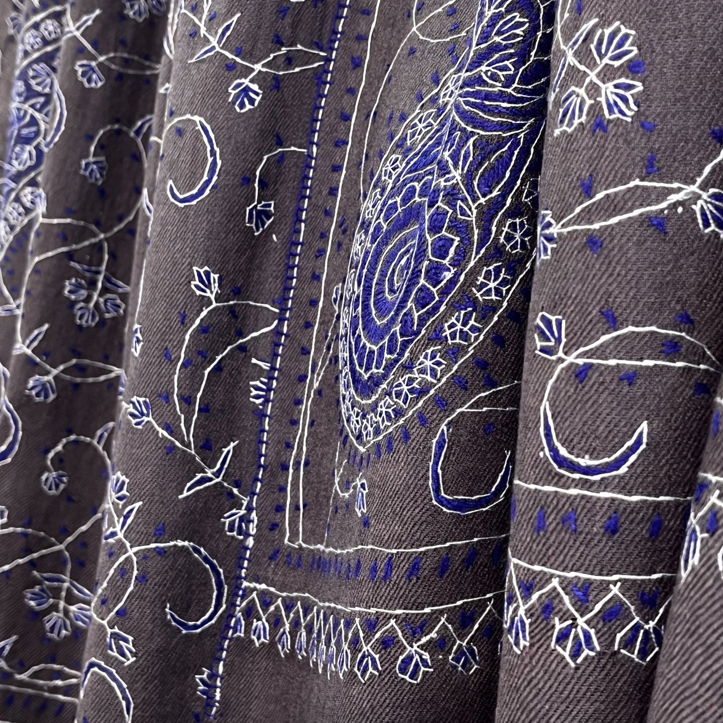 Wool Arly Hand Embroidered Stole (White/Light Green)