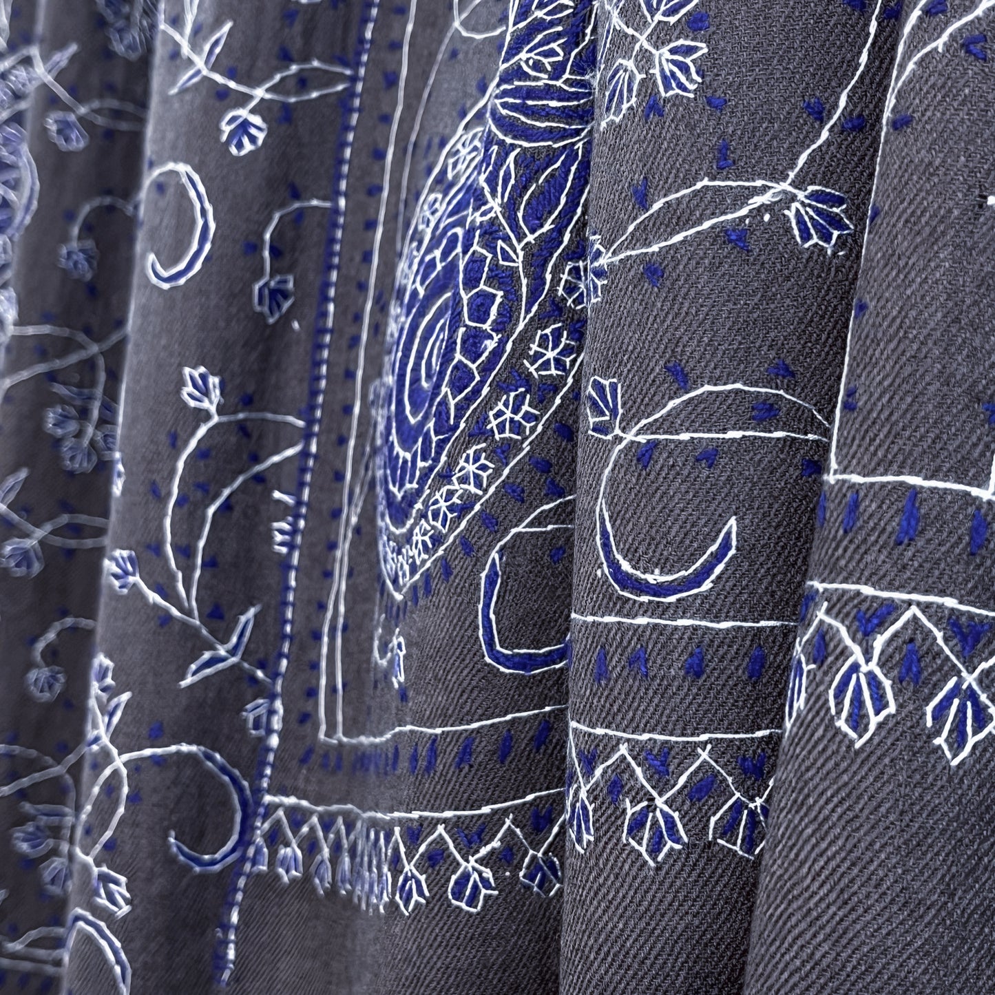 Wool Arly Hand Embroidered Stole (White/Light Green)