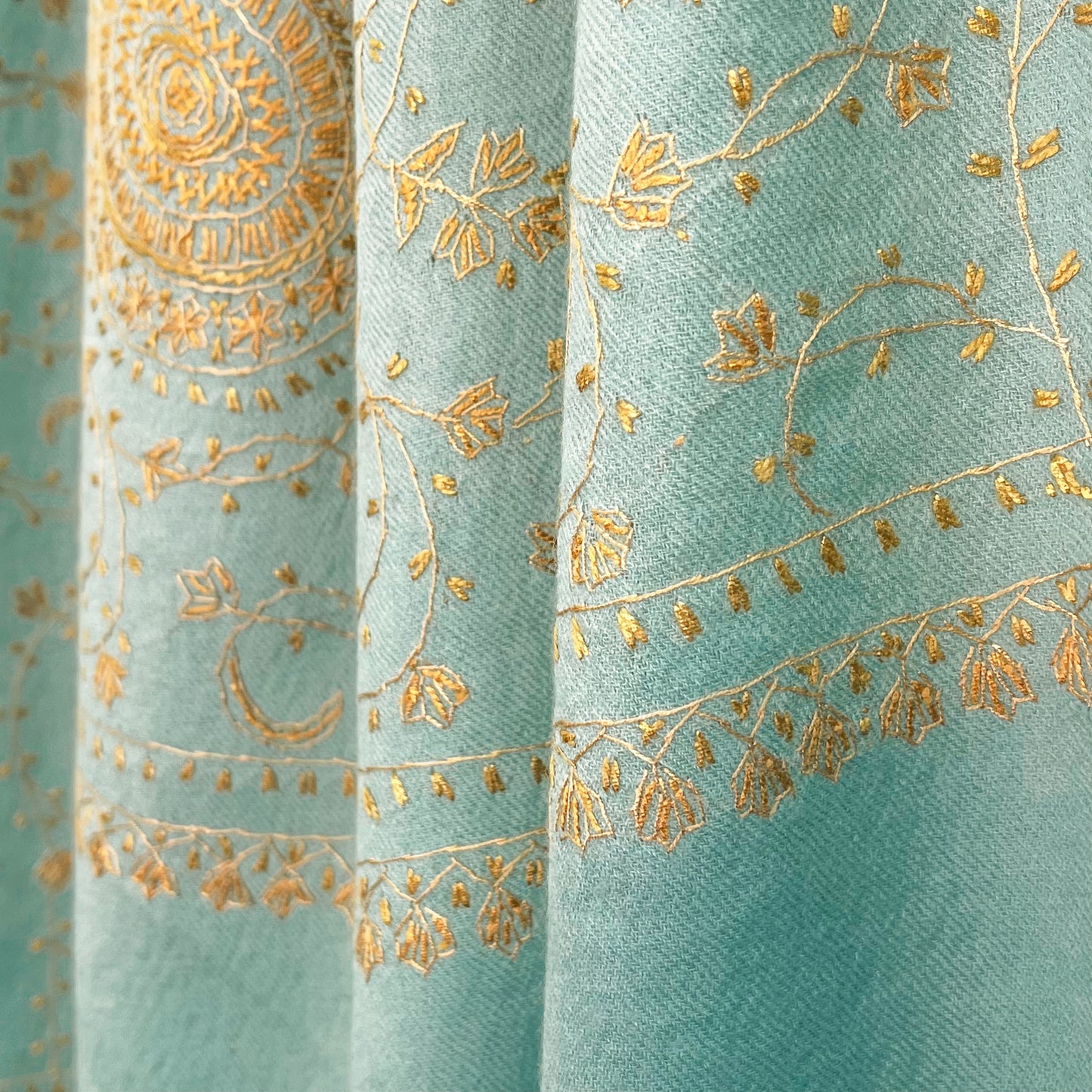 Wool Arly Hand Embroidered Stole (White/Light Green)