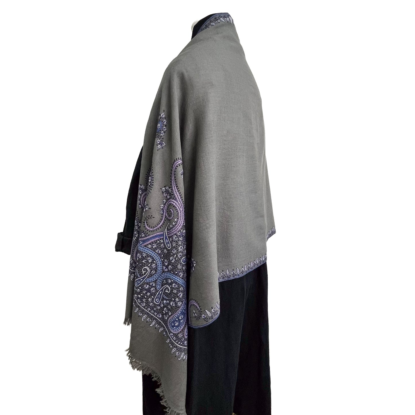 Paisley Waves ウール ニードル手刺繍ストール (グレー/パープル)