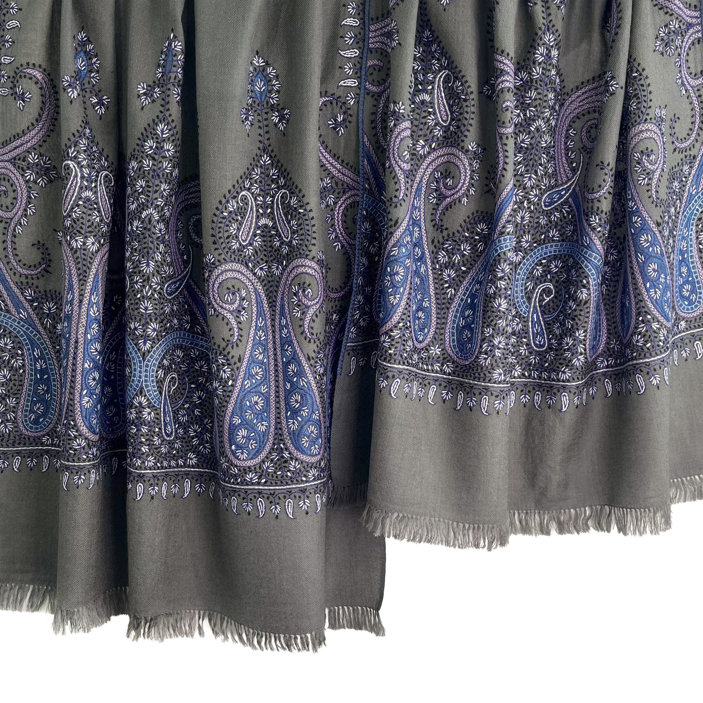 Paisley Waves ウール ニードル手刺繍ストール (グレー/パープル)