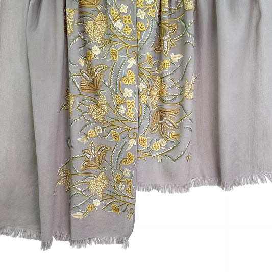 フラワーモチーフウール アリー手刺繍ストール(グレージュ/イエロー)
