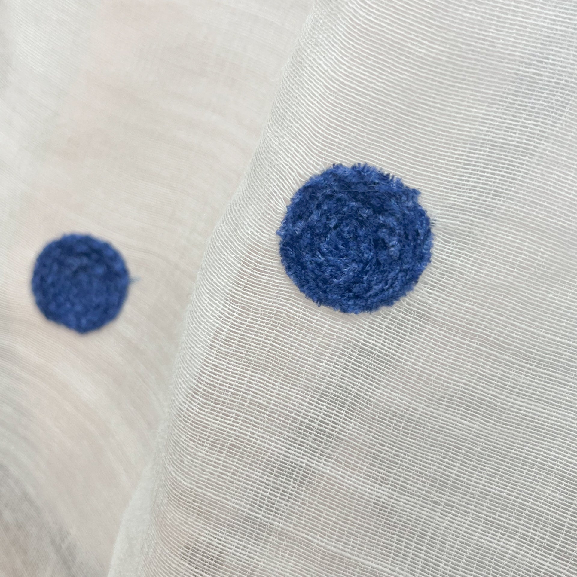 ウール&シルク素材 毛糸刺繍ストール (ホワイト) – TARA BLANCA ONLINE