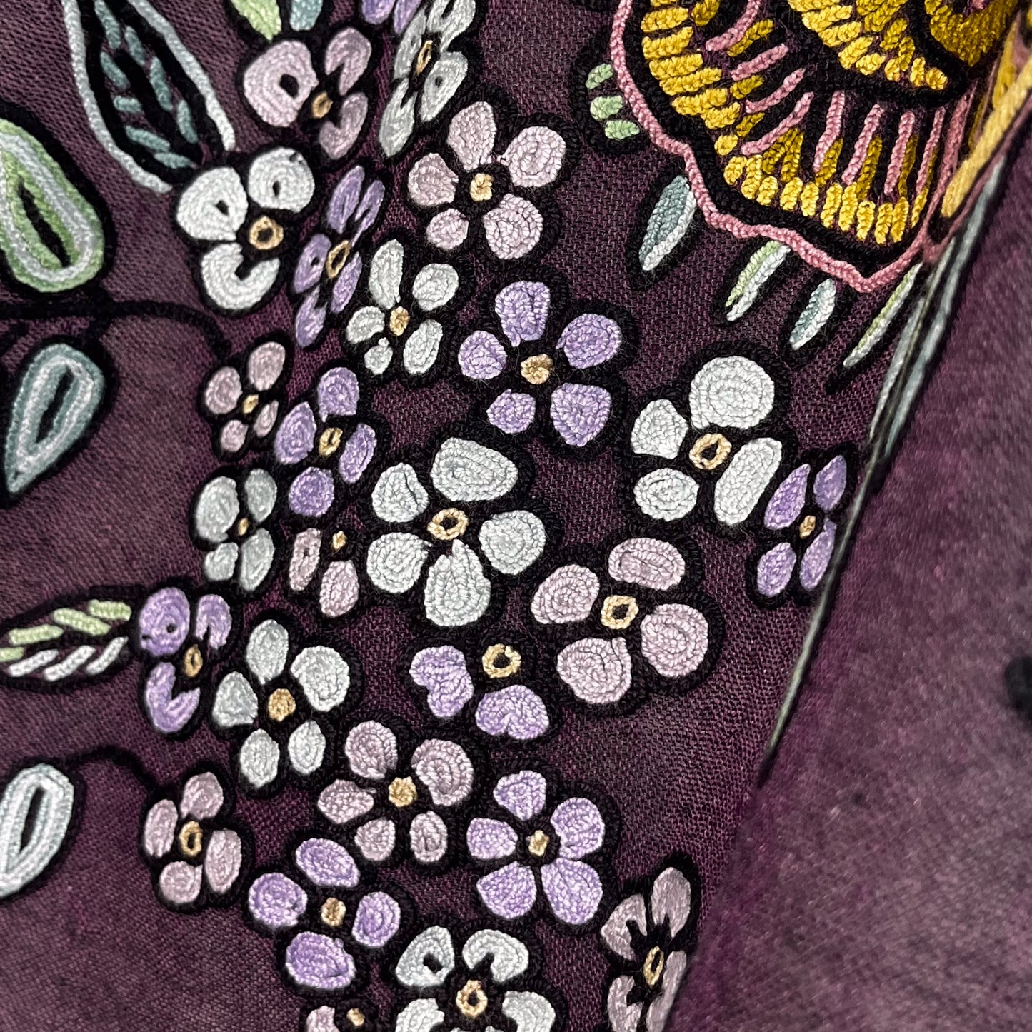 [Free Shipping] Exotic Flower Wool &amp; Silk Allie Hand Embroidered Stole 188cm x 57cm (Light Orange)