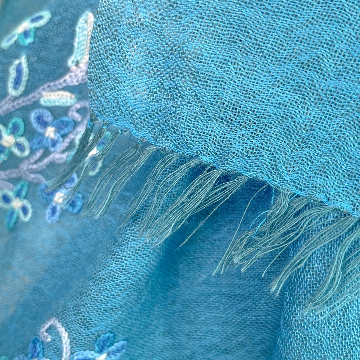 Flower Motif Gift Series Lightweight Wool &amp; Silk Allie Hand Embroidered Stole (Blue Gray)