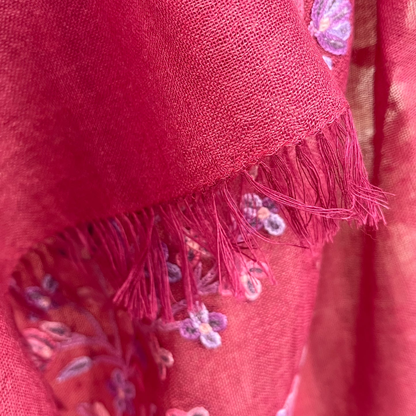 Flower Motif Gift Series Lightweight Wool &amp; Silk Allie Hand Embroidered Stole (Blue Gray)