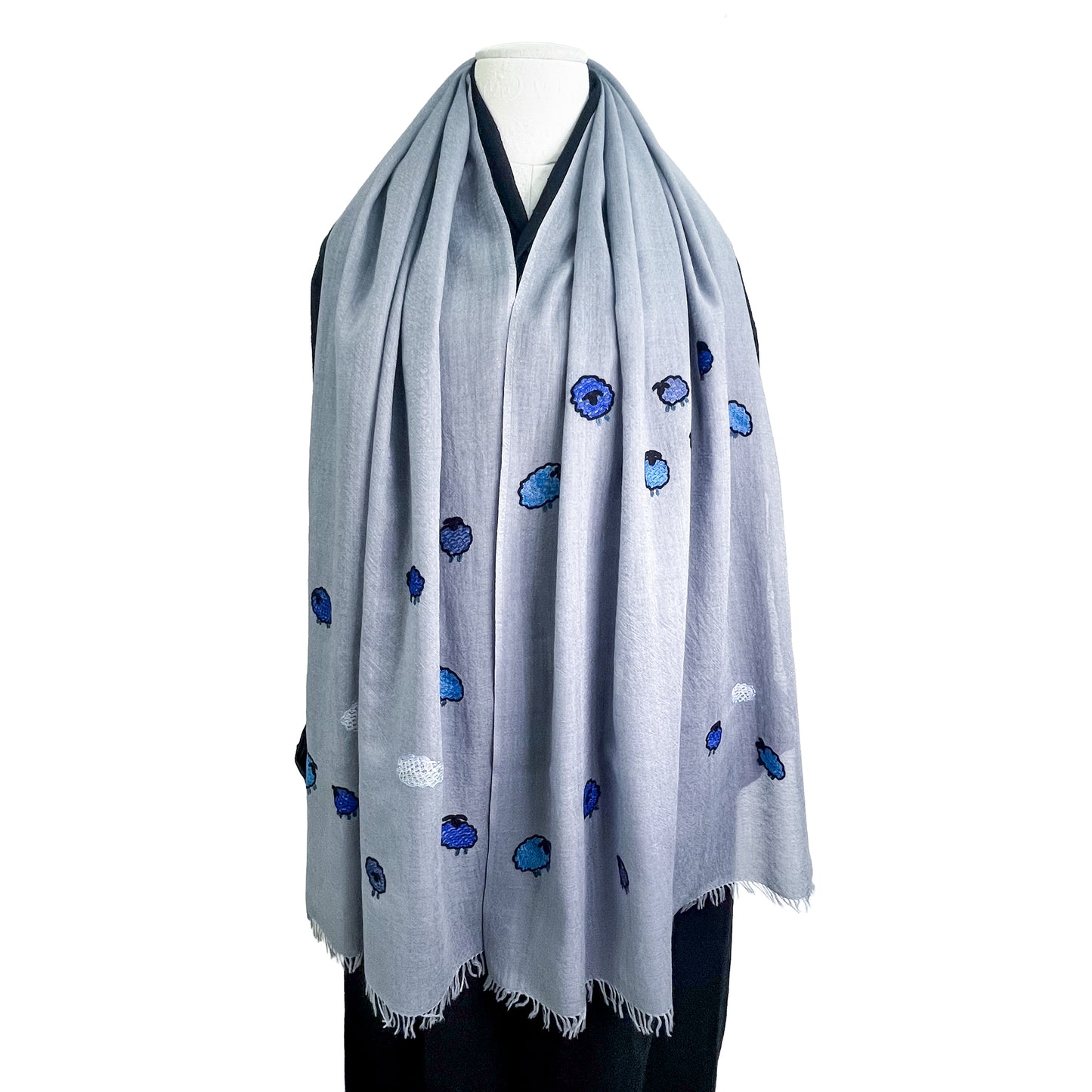 薄手ウール&シルク アリー手刺繍ストール (グレー)