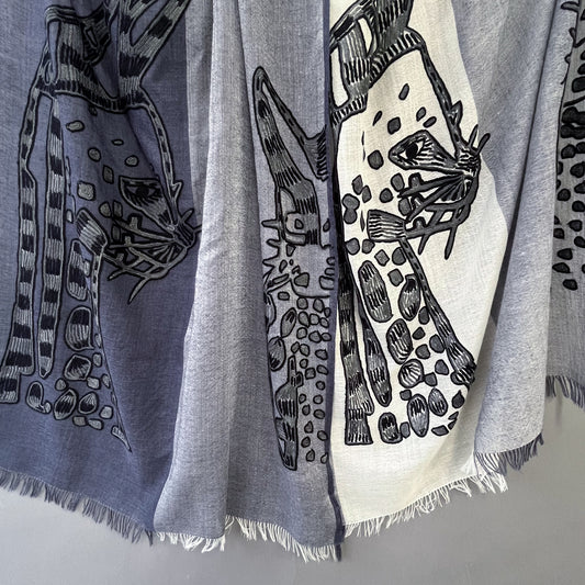 薄手ウール&シルク アリー手刺繍ストール (グレー/ホワイト)
